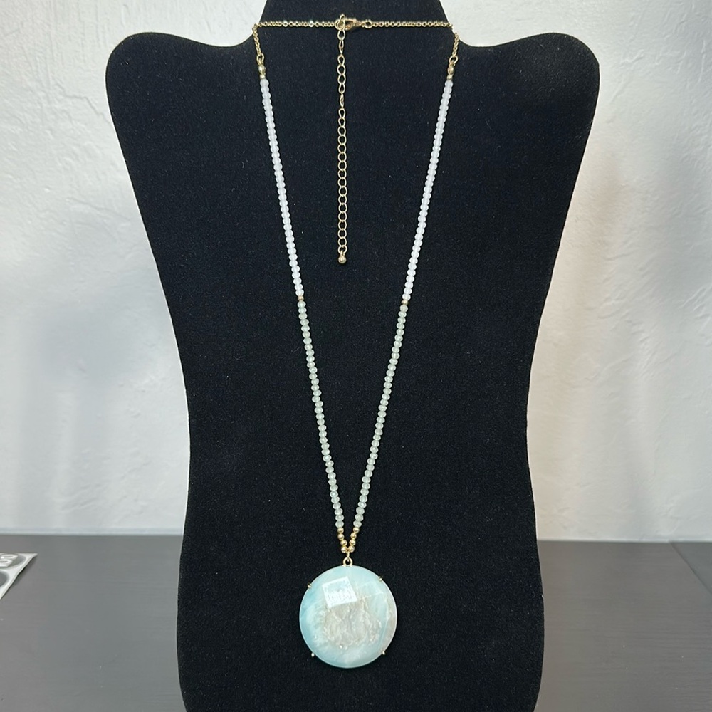Jade Pendant With Glass Faceted Beads 30” Gold-Tone Chain Necklace